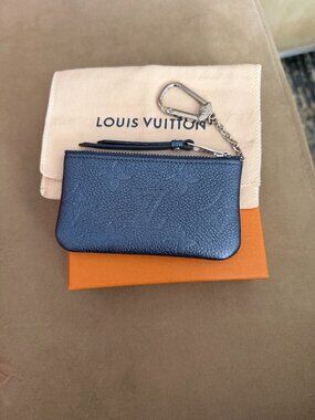 Louis Vuitton Pochette Cles (Key Pouch) in Navy Nacre NWOT